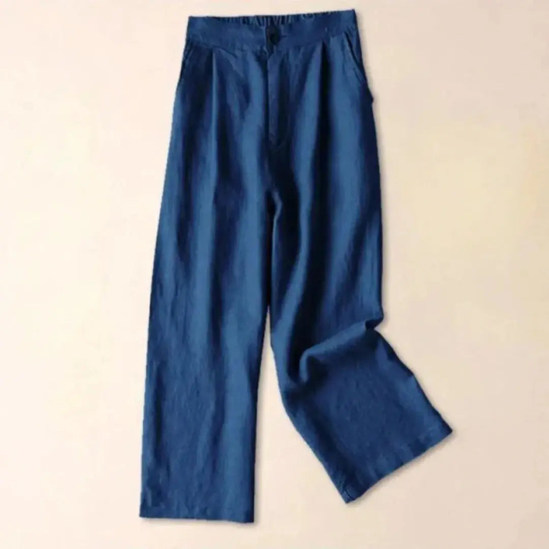 Pantalón de mujer de tiro alto con pernera ancha, pliegues frontales y bolsillos laterales-Pants for women-Casaluzia