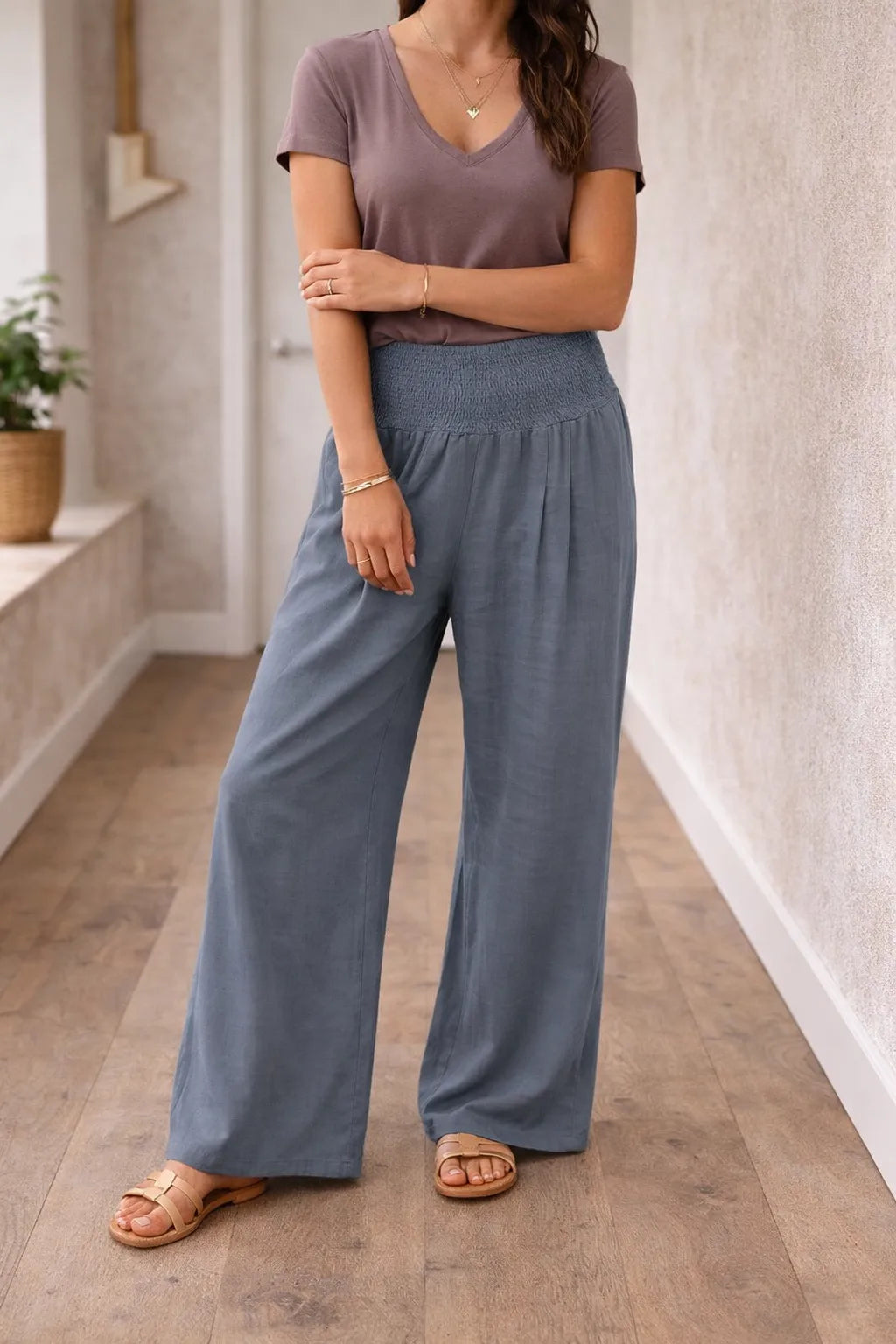 Pantalones de pierna ancha para mujer con cintura fruncida-Pants for Women-Casaluzia
