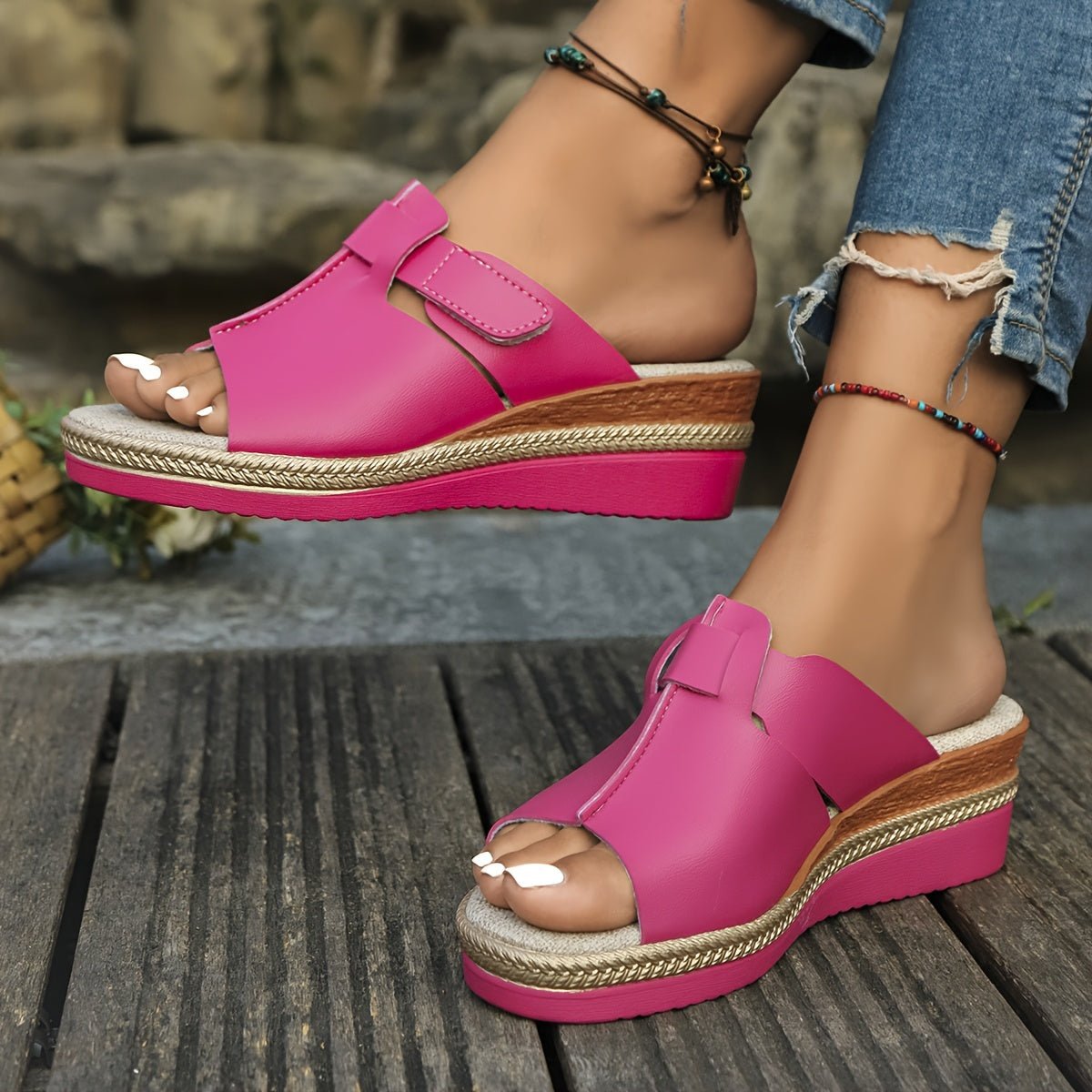 Sandalias de cuña para mujer con cierre de velcro-Footwear for women-Casaluzia