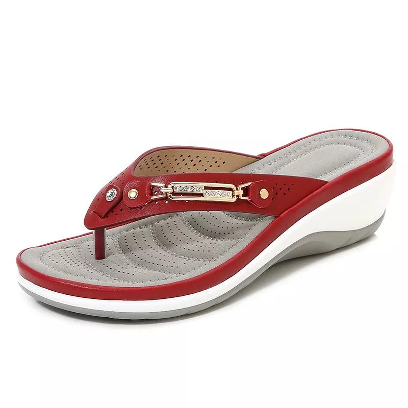 Sandalias de dedo con cuña y detalle metálico para mujer-Footwear for women-Casaluzia