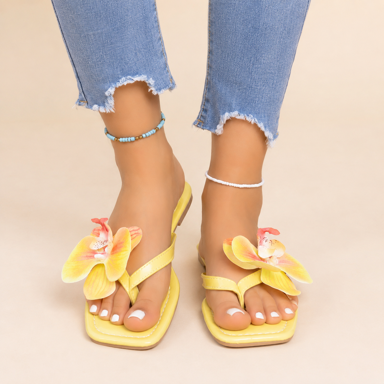 Sandalias de dedo con flores y punta cuadrada para mujer-Footwear for women-Casaluzia