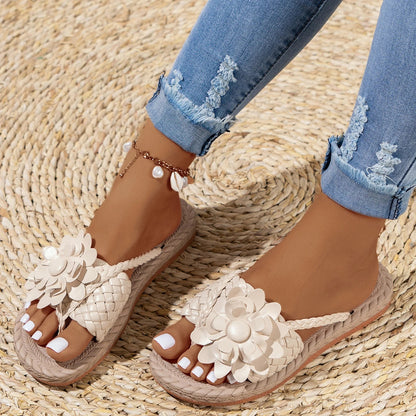 Sandalias planas con tiras trenzadas y flores para mujer-Footwear for women-Casaluzia