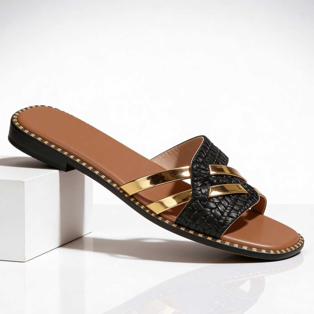 Sandalias planas tipo pala para mujer con tiras metálicas-Footwear for women-Casaluzia