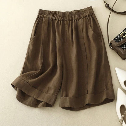 Short de mujer con cintura elástica, dobladillo doblado y bolsillos laterales-Shorts for women-Casaluzia