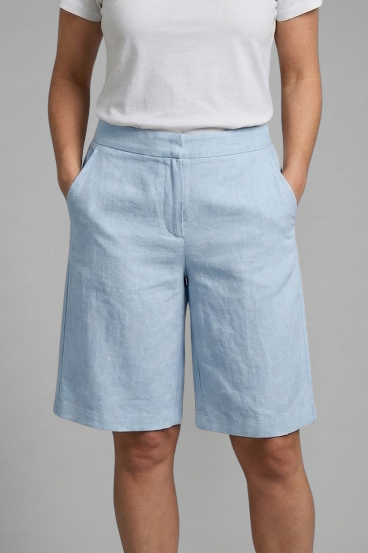 Shorts de tiro alto hasta la rodilla para mujer con bolsillos inclinados-Shorts for women-Casaluzia