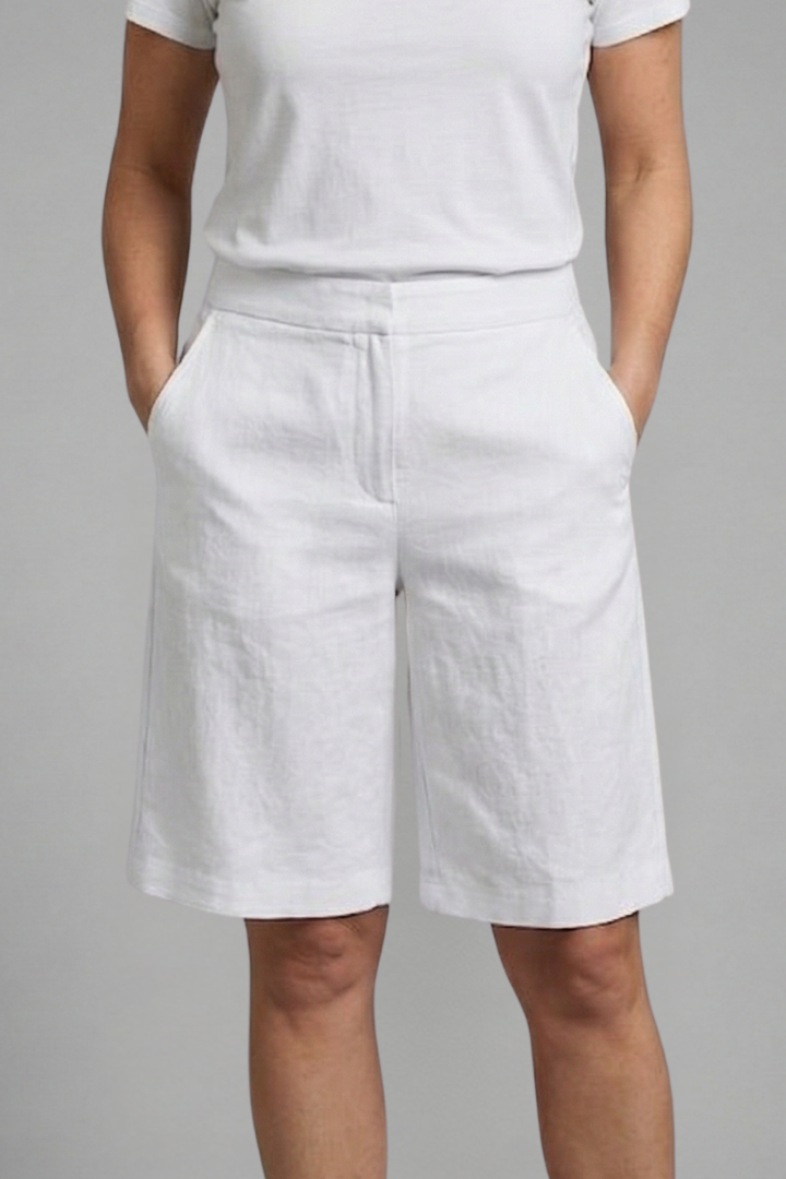 Shorts de tiro alto hasta la rodilla para mujer con bolsillos inclinados-Shorts for women-Casaluzia