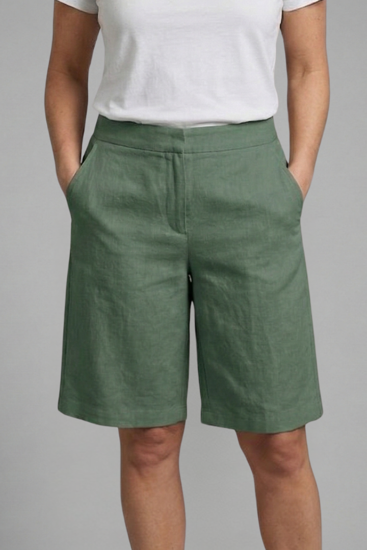 Shorts de tiro alto hasta la rodilla para mujer con bolsillos inclinados-Shorts for women-Casaluzia