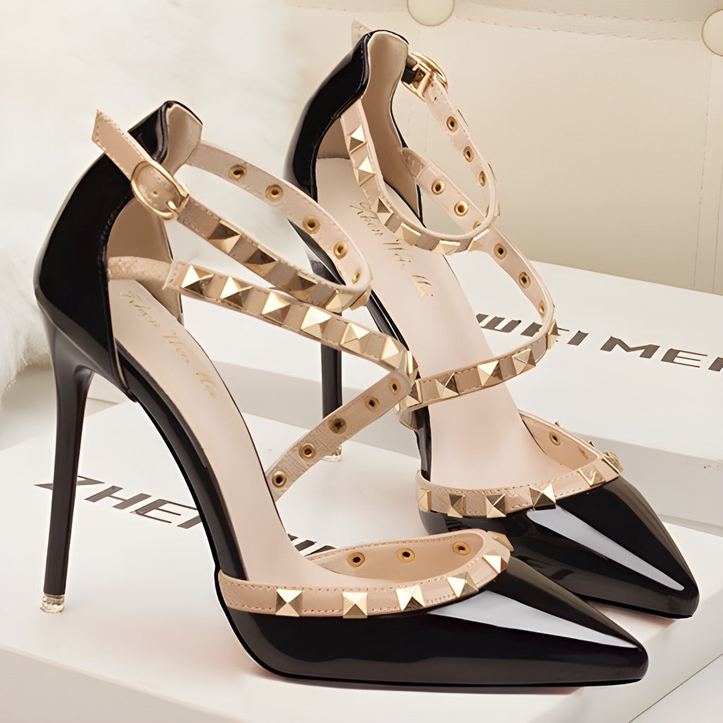 Tacones de aguja con punta afilada y tachuelas para mujer-Footwear for women-Casaluzia