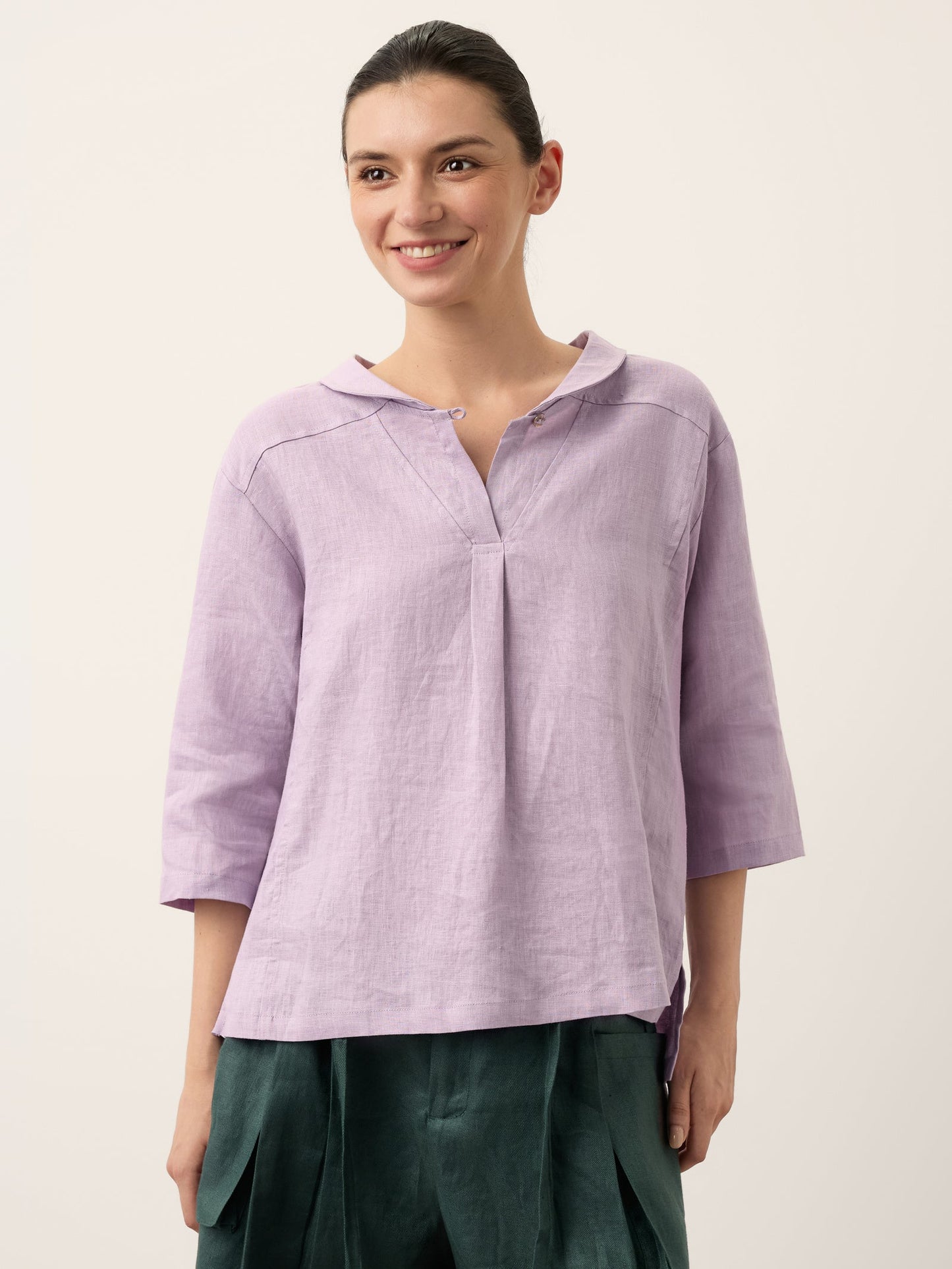 Top de lino con cuello chal y escote en V para mujer-Tops for women-Casaluzia