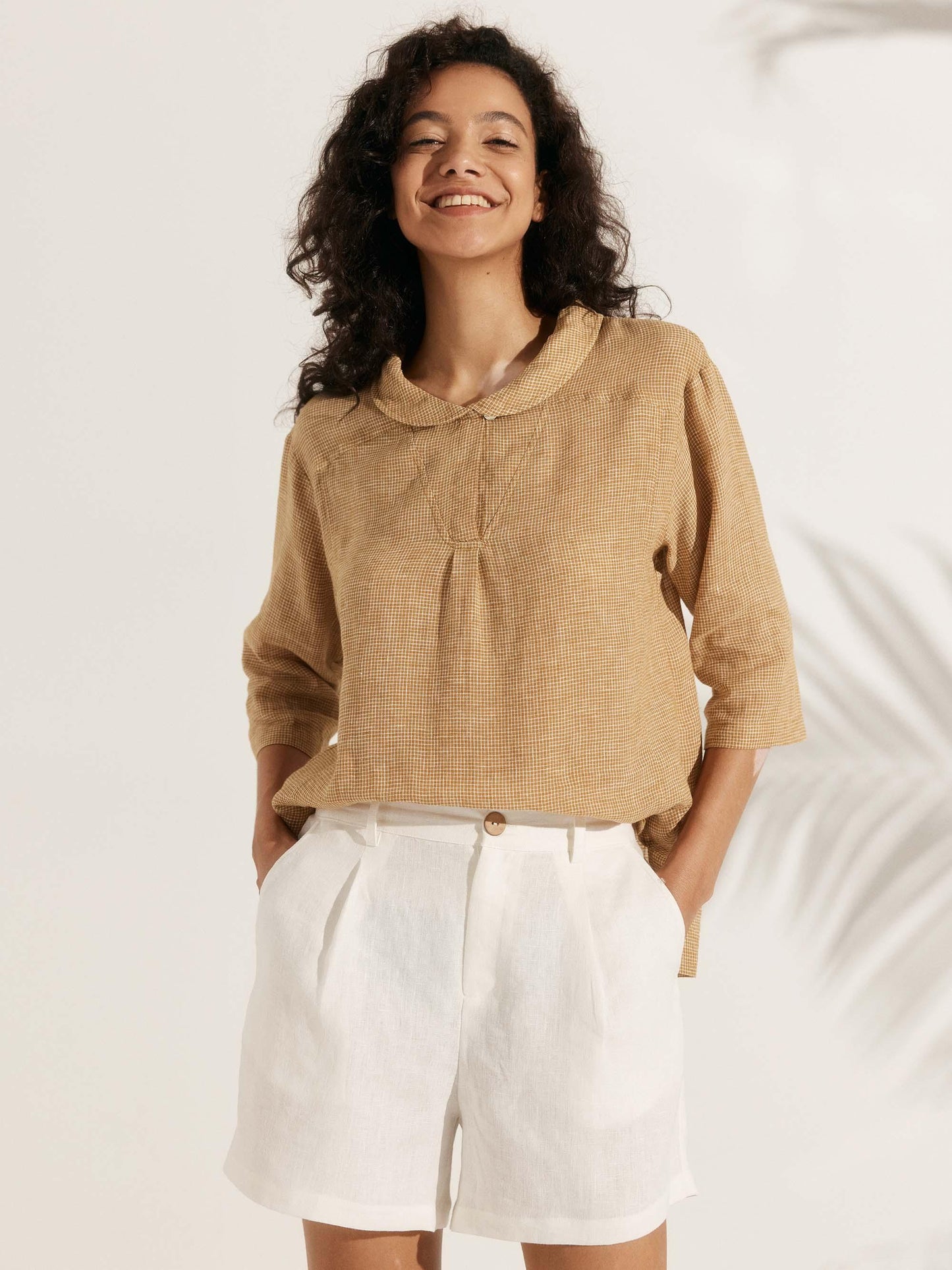 Top de lino con cuello chal y escote en V para mujer-Tops for women-Casaluzia