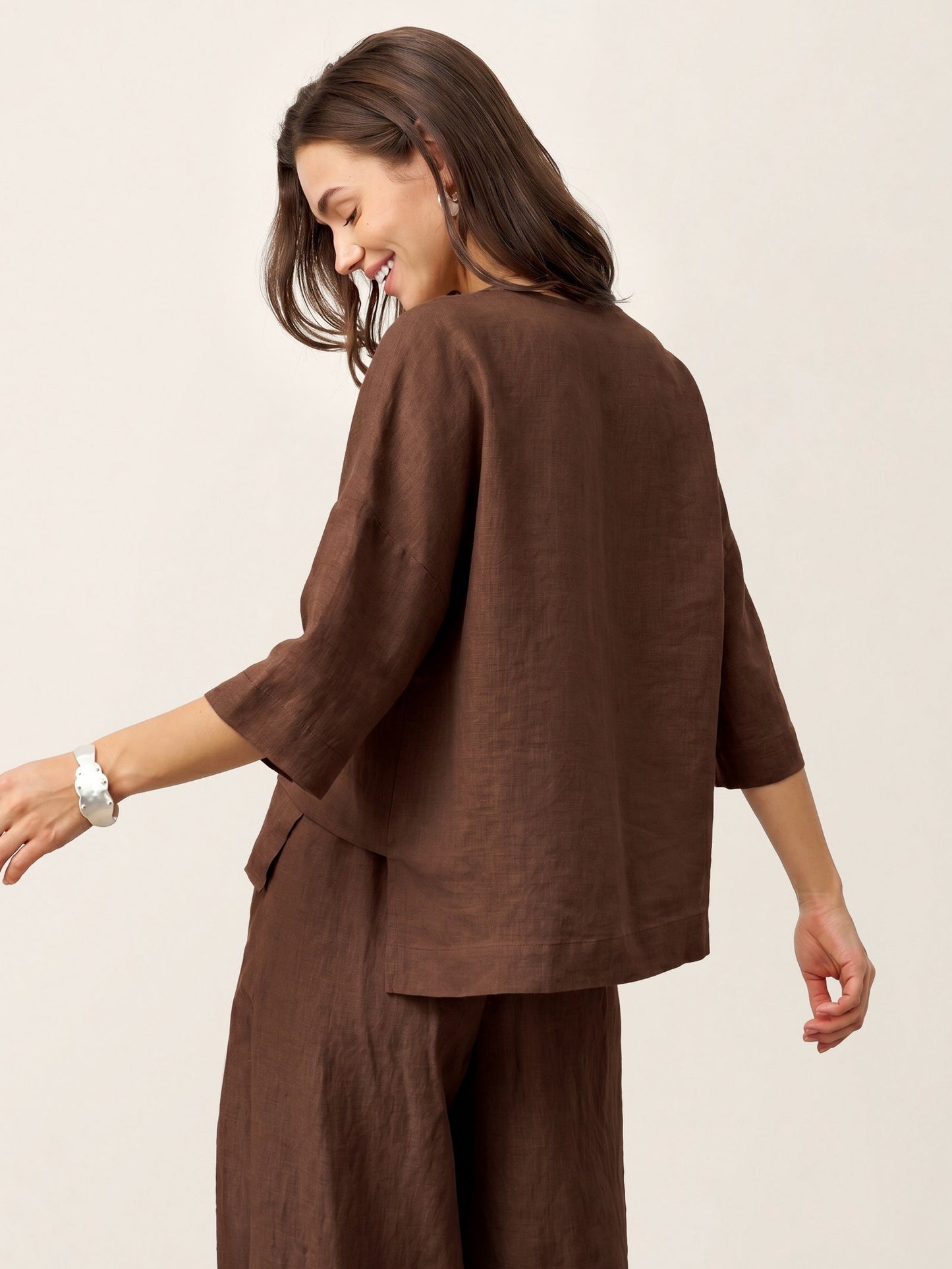 Top de lino con cuello en V y dobladillo a capas para mujer-Tops for women-Casaluzia