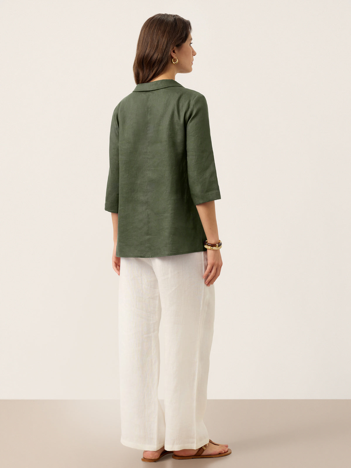 Top de lino para mujer con cuello asimétrico-Tops for women-Casaluzia