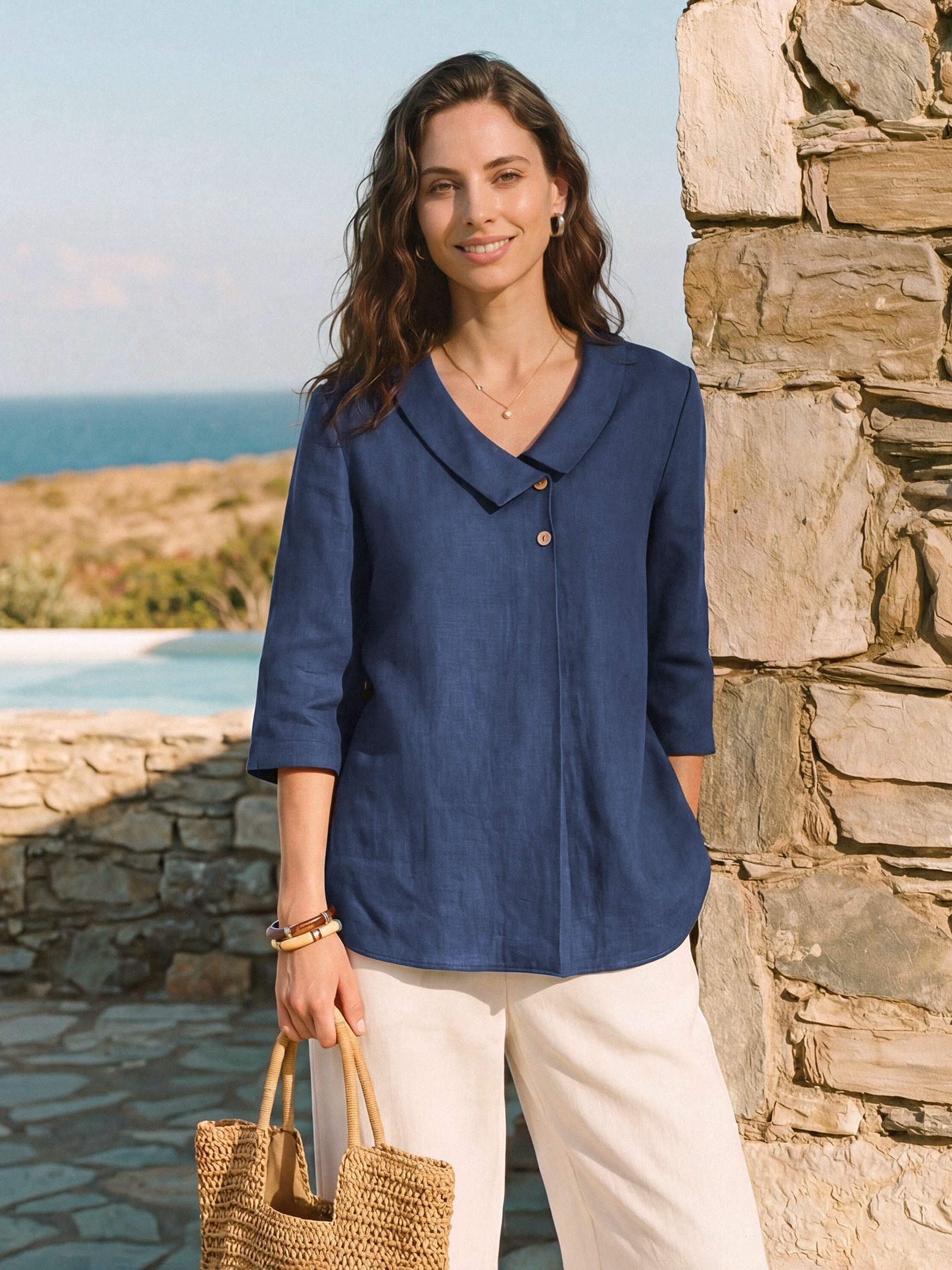 Top de lino para mujer con cuello asimétrico-Tops for women-Casaluzia