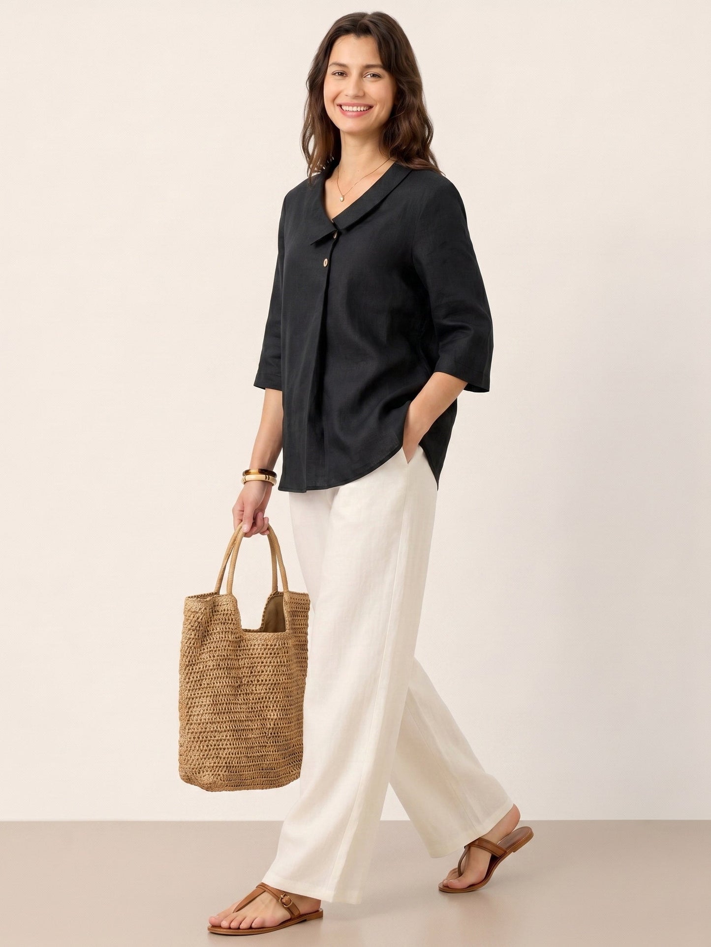 Top de lino para mujer con cuello asimétrico-Tops for women-Casaluzia