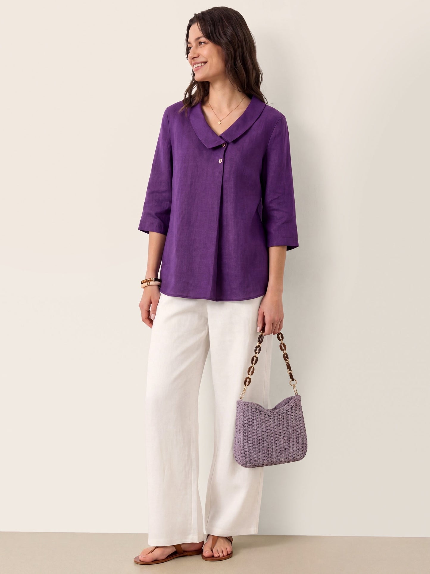 Top de lino para mujer con cuello asimétrico-Tops for women-Casaluzia