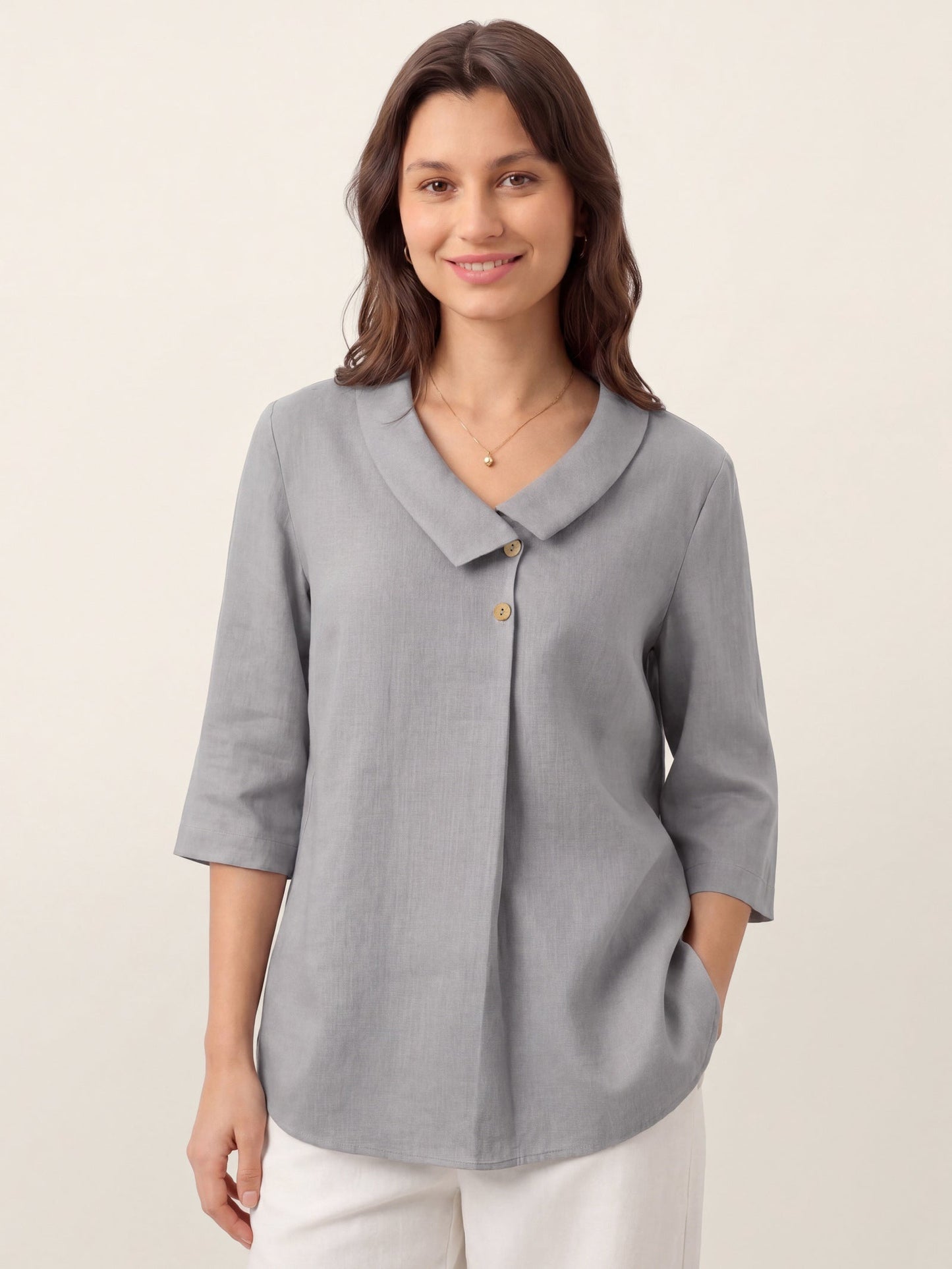 Top de lino para mujer con cuello asimétrico-Tops for women-Casaluzia