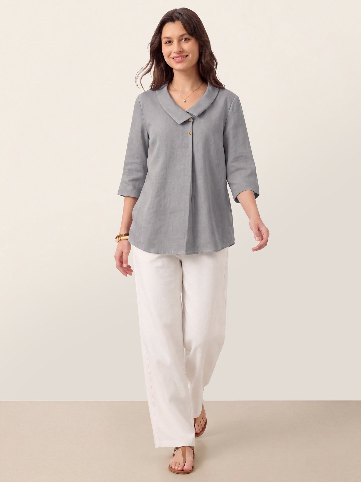 Top de lino para mujer con cuello asimétrico-Tops for women-Casaluzia