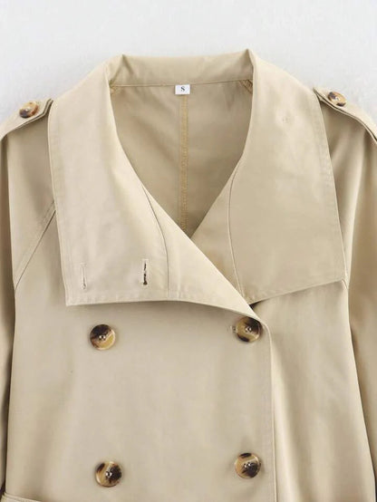 Trenchcoat corto para mujer con cinturón y botones-Jacket for women-Casaluzia