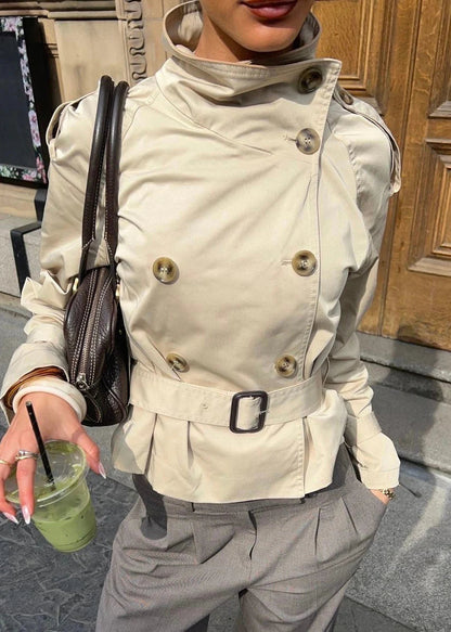 Trenchcoat corto para mujer con cinturón y botones-Jacket for women-Casaluzia