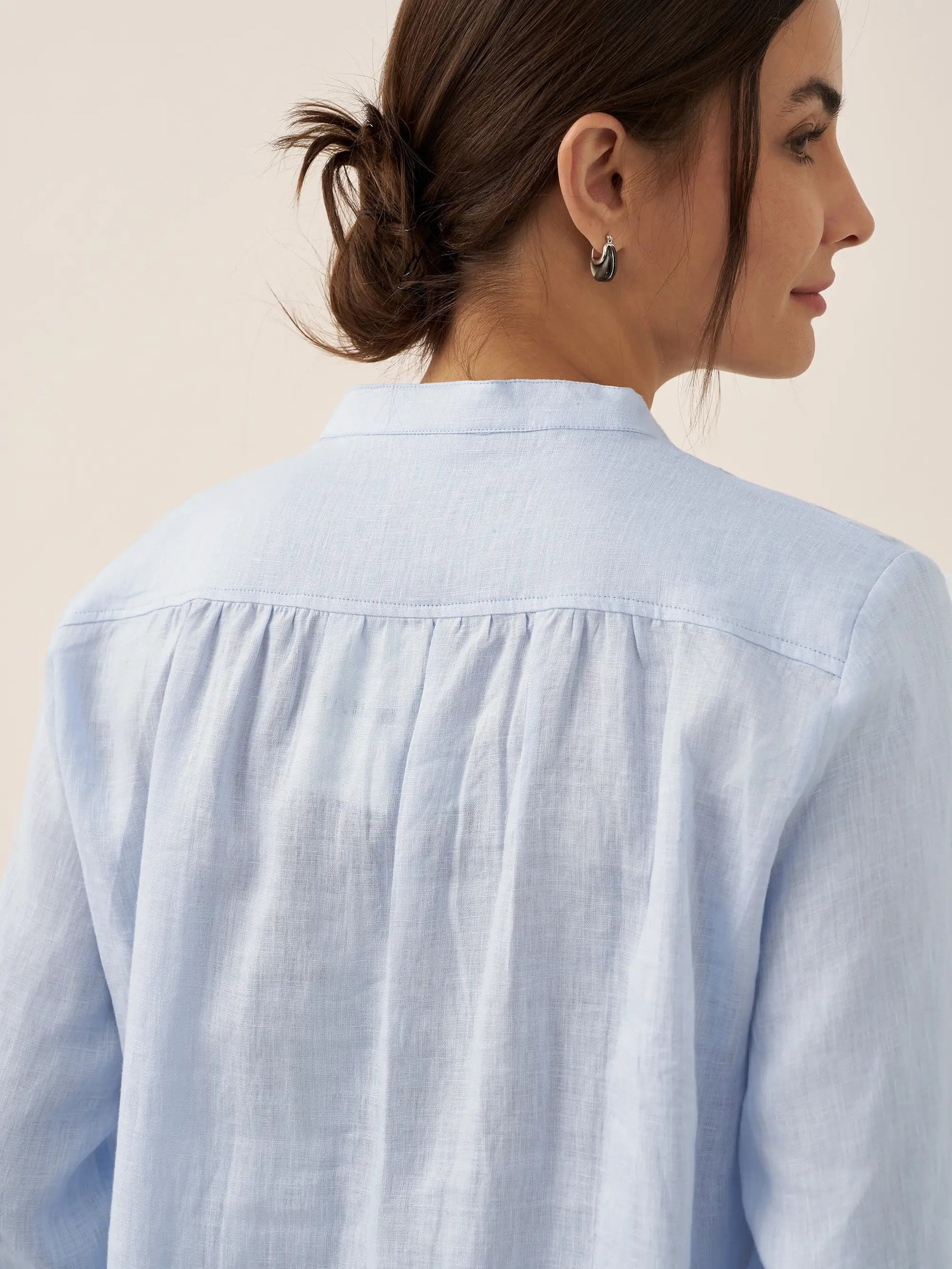 Túnica de lino con cuello en V para mujer-Shirts for women-Casaluzia