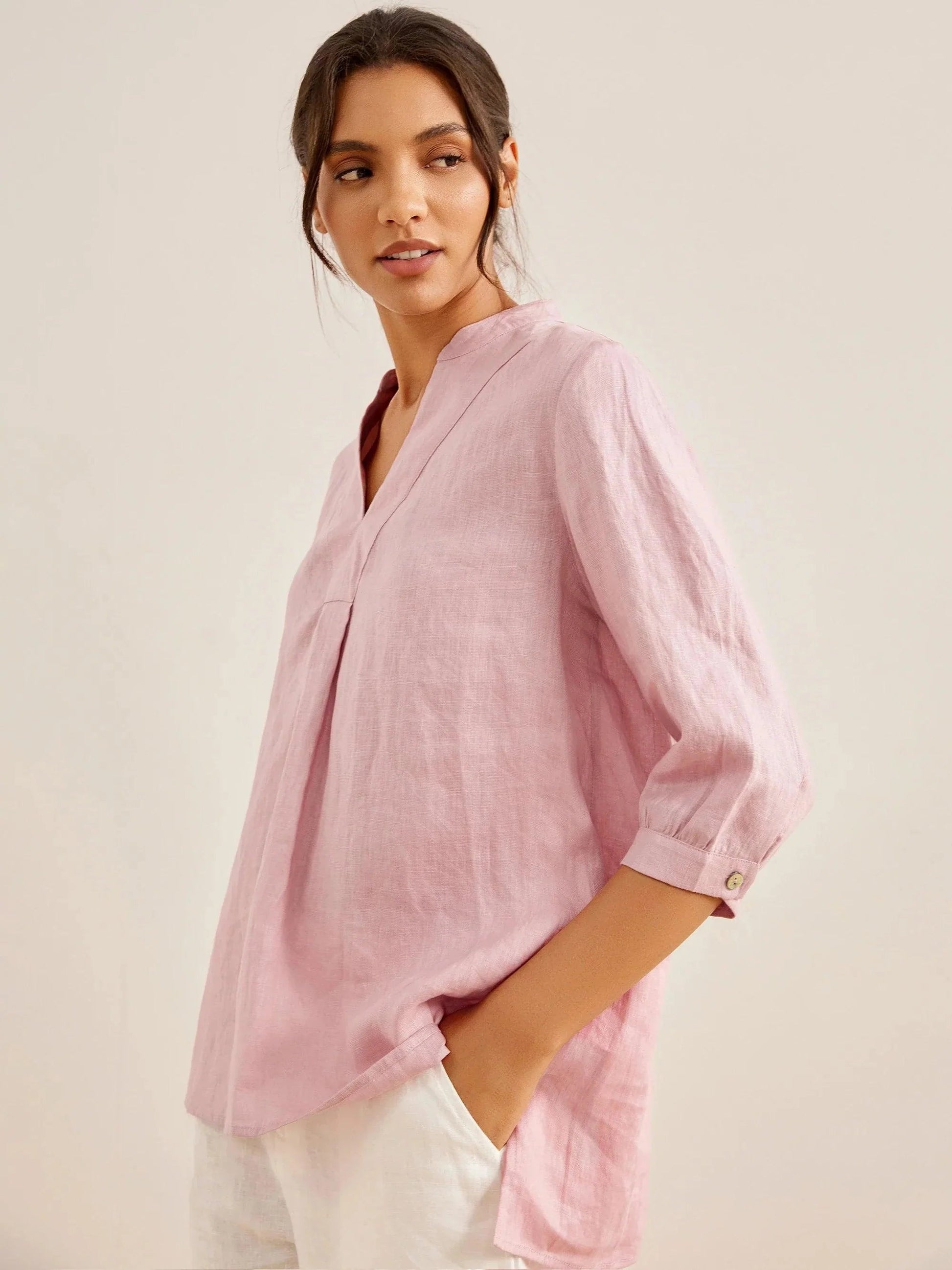 Túnica de lino con cuello en V para mujer-Shirts for women-Casaluzia