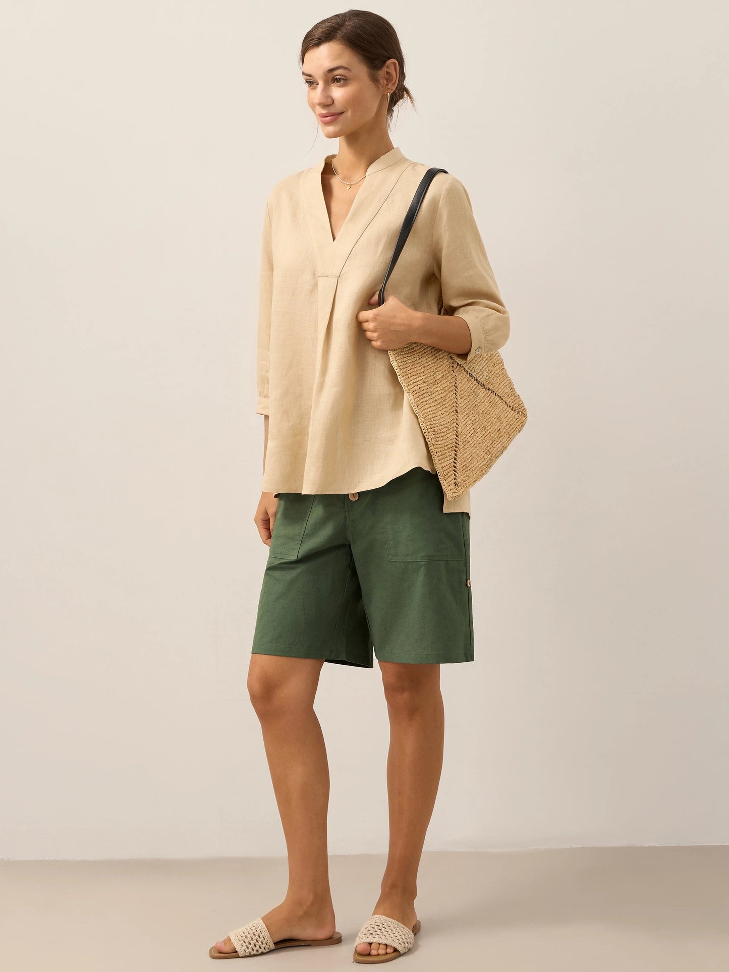 Túnica de lino con cuello en V para mujer-Shirts for women-Casaluzia