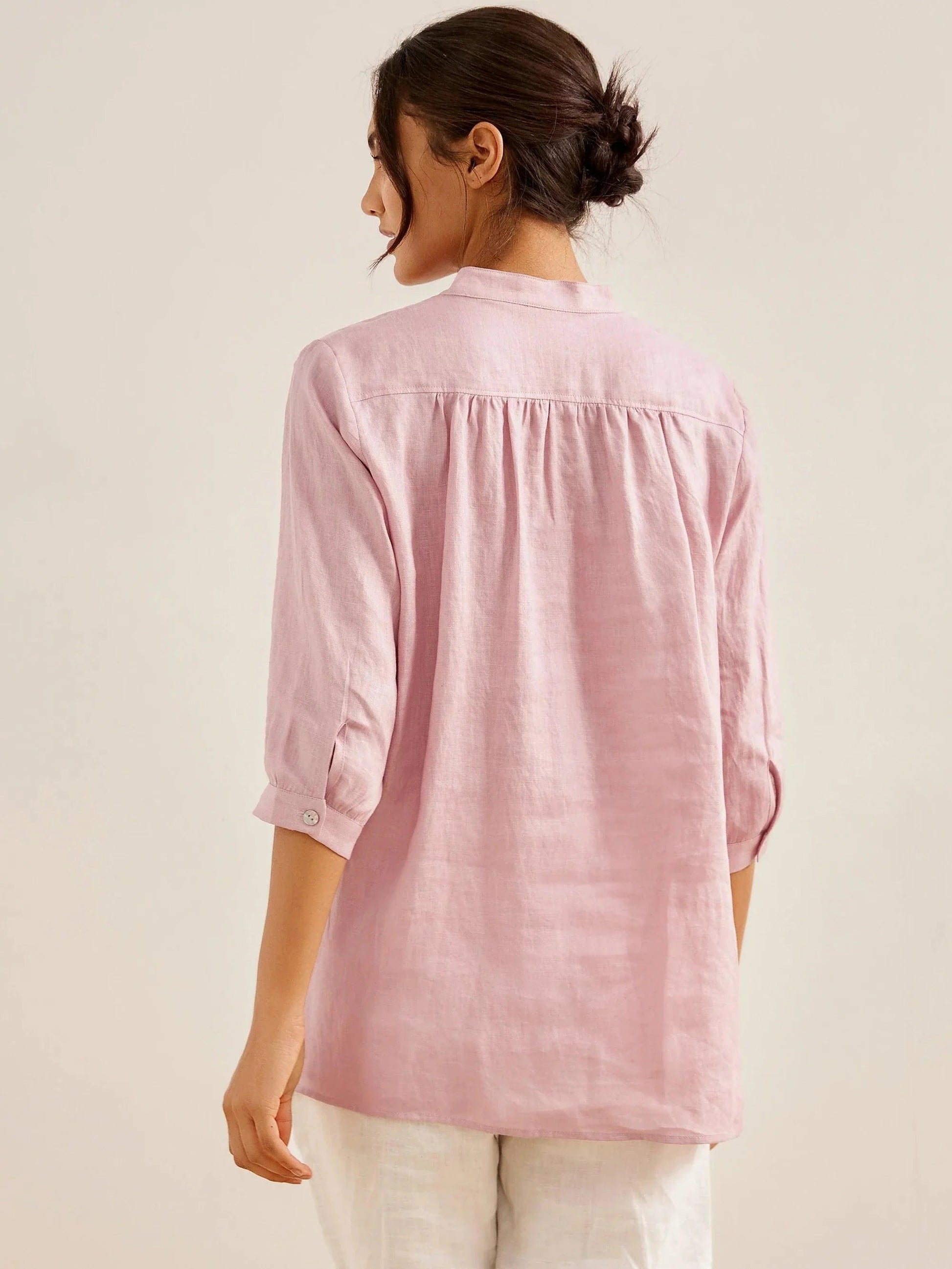 Túnica de lino con cuello en V para mujer-Shirts for women-Casaluzia
