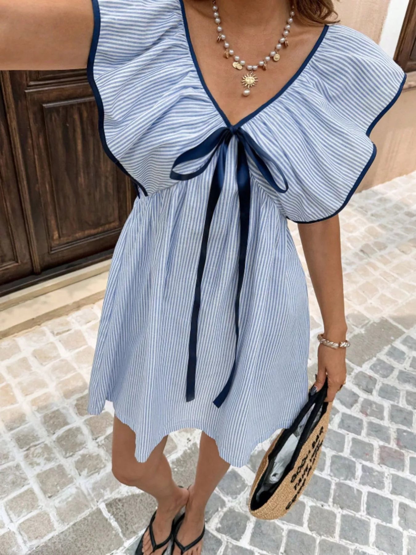 Vestido corto a rayas para mujer con mangas con volantes-Mini Dress-Casaluzia