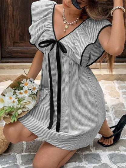 Vestido corto a rayas para mujer con mangas con volantes-Mini Dress-Casaluzia
