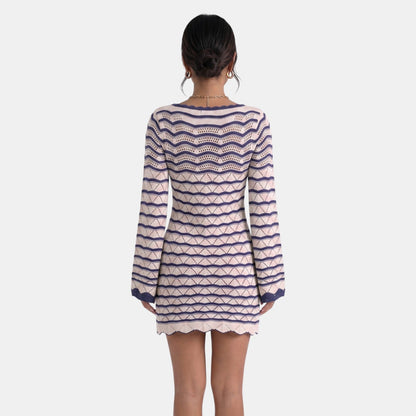 Vestido corto de punto para mujer con detalle de abertura-Mini Dress-Casaluzia