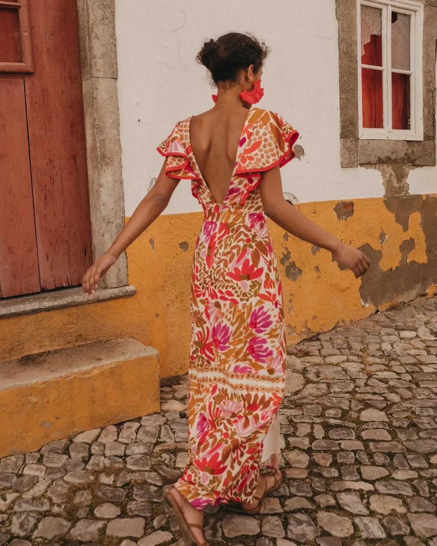 Vestido largo con estampado floral y cuello en V para mujer-Maxi dresses-Casaluzia