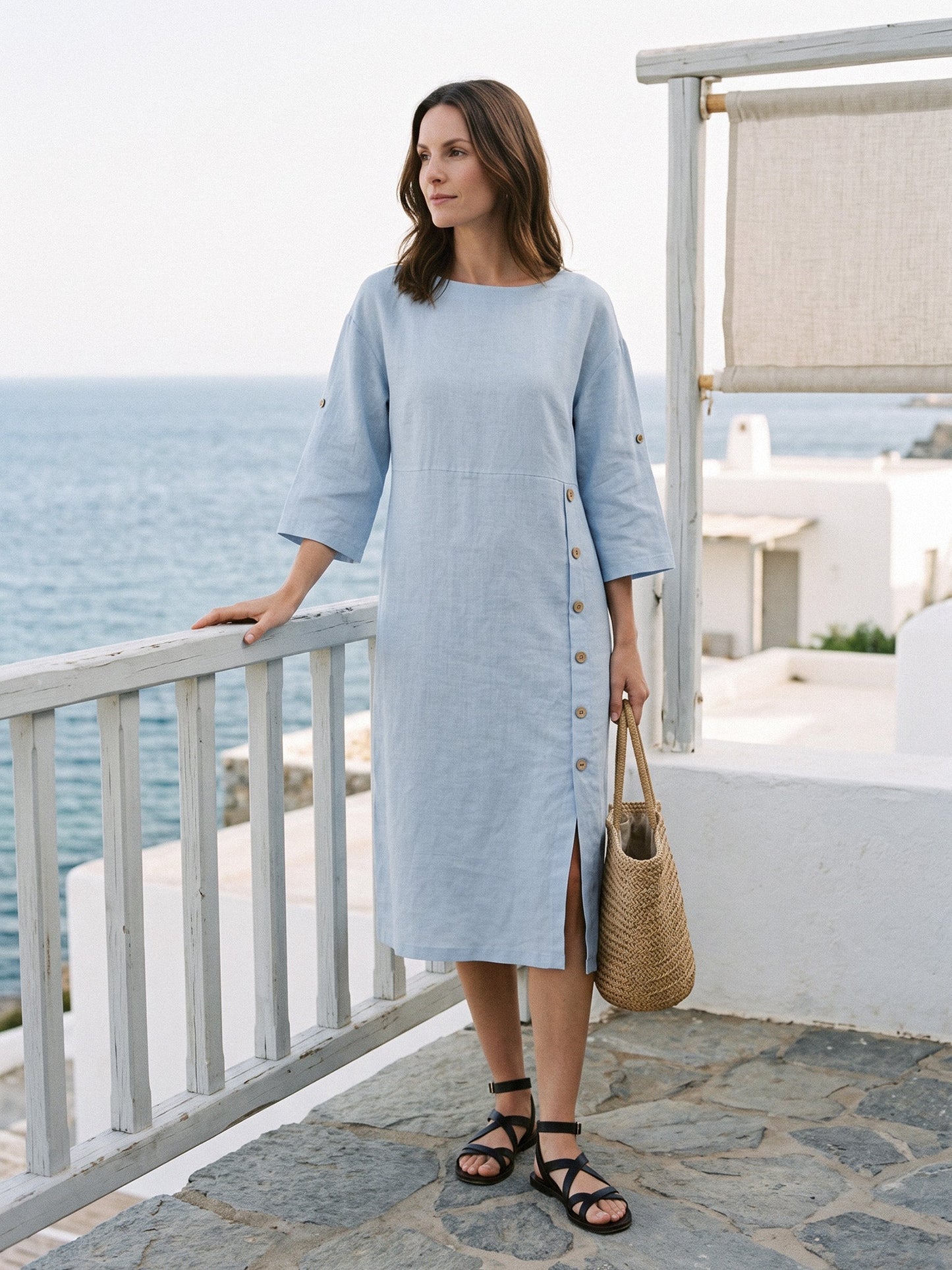 Vestido midi de cuello redondo para mujer con detalle de botones laterales-Midi Dress-Casaluzia
