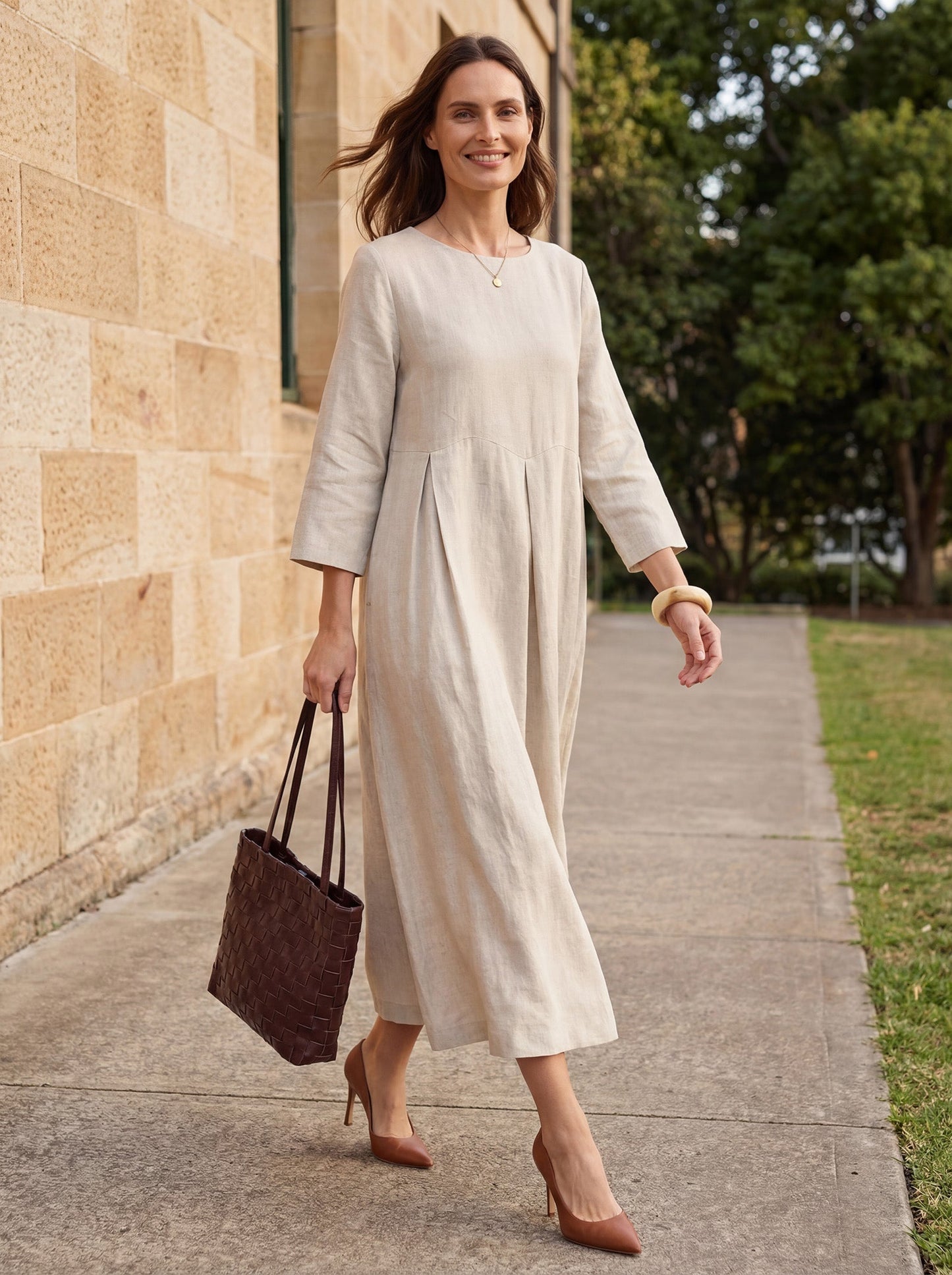 Vestido midi de lino con cuello barco y pliegues para mujer-Midi Dress-Casaluzia