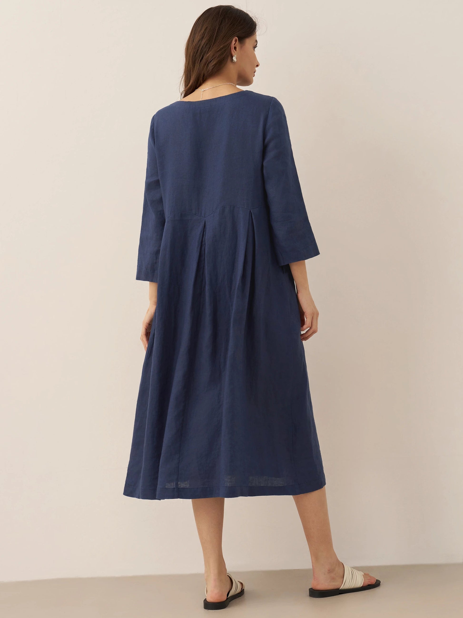 Vestido midi de lino con cuello barco y pliegues para mujer-Midi Dress-Casaluzia