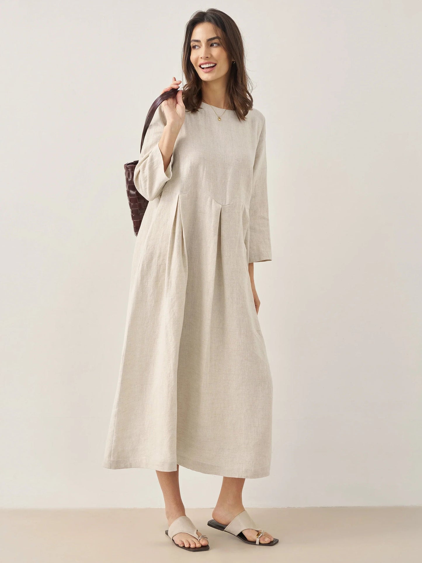 Vestido midi de lino con cuello barco y pliegues para mujer-Midi Dress-Casaluzia