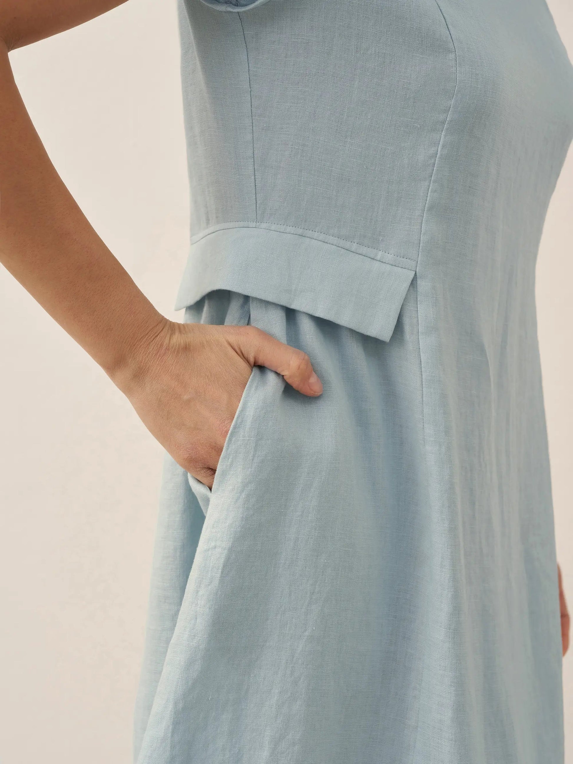 Vestido midi de lino con cuello en V y manga corta para mujer-Midi Dress-Casaluzia