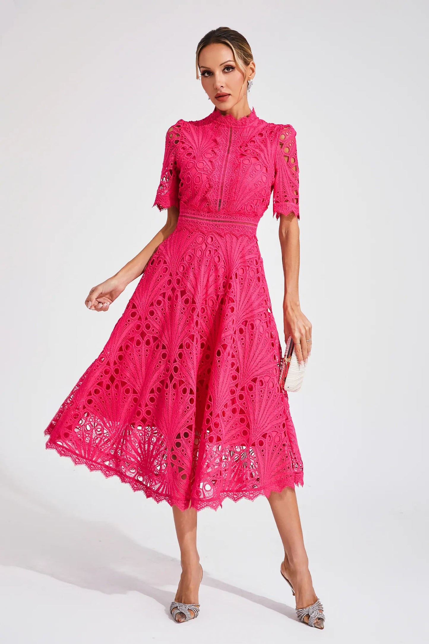 Vestido midi mujer con estructura de encaje y cuello alto-Midi Dress-Casaluzia