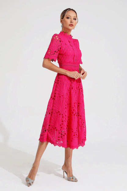 Vestido midi mujer con estructura de encaje y cuello alto-Midi Dress-Casaluzia