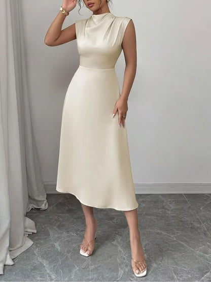Vestido midi sin mangas con cuello alto y falda acampanada-Midi Dress-Casaluzia