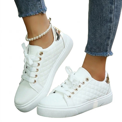 Zapatillas bajas acolchadas para mujer-Footwear for women-Casaluzia