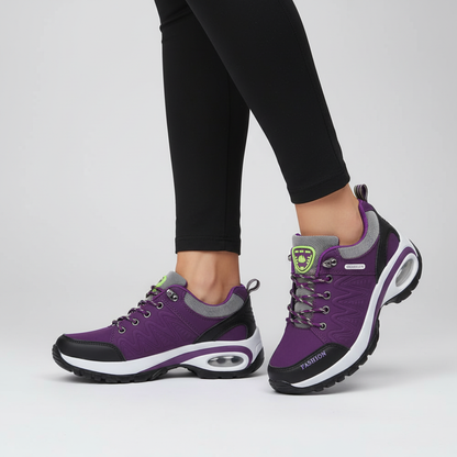 Zapatillas de senderismo para mujer con cordones y suela con relieve-Footwear for women-Casaluzia