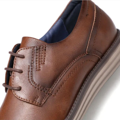 Zapatillas Derby con cordones para hombre con suela en contraste-Footwear for men-Casaluzia