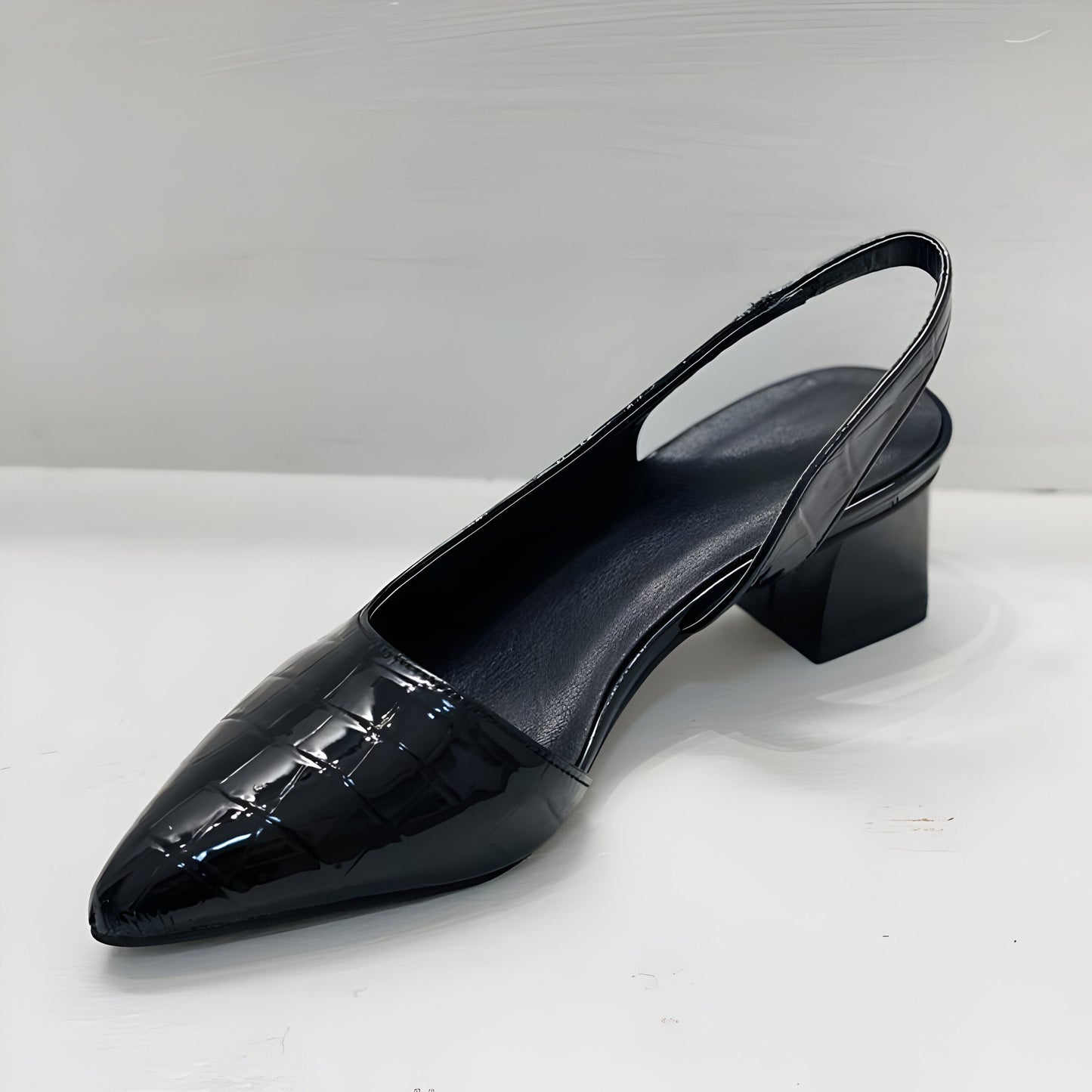 Zapatos de tacón bajo con tira trasera y punta afilada para mujer-Footwear for women-Casaluzia